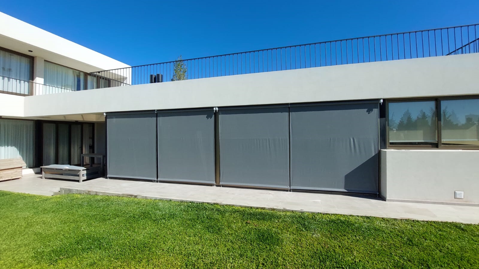 CORTINAS VERTICALES